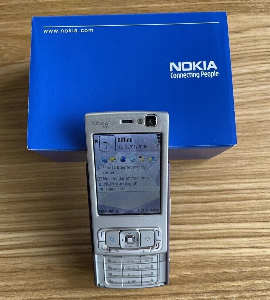 Nokia N Series N95 Unlocked Original WIFI 5MP MP4 JAVA 2.6'' GPS 3G Mobile Phone - Image 2 of 4