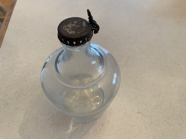 Vintage Boldt One Pint Clear Glass Bottle/Jug Patent March 6th 1909 (E7)