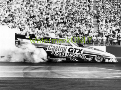 John Force 1992 Castrol GTX Olds Cutlass NITRO Funny Car PHOTO! #(61)