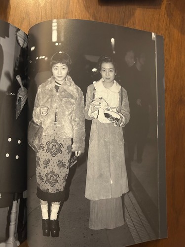 STREET No.73 August 1995 Paris Collection & Osaka FASHION SNAP MAGAZINE - Picture 7 of 9