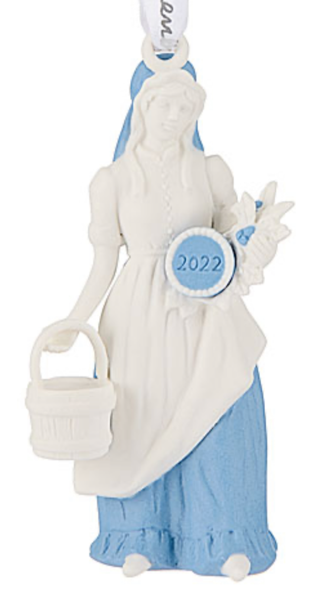 Wedgwood 8 EIGHT MAIDS MILKING 12 Days of Christmas TREE ORNAMENT 