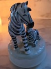 porcelain hand painted otagiri music box, Mom And Baby Sweet , Works — photo 1