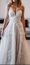ESSENCE OF AUSTRALIA Strapless A-Line Tulle Wedding Dress Lace Appliqué Size 16