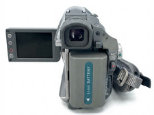Sony Handycam DCR-TRV22 MiniDV Digital Camcorder NightShot Plus w/ Remote Bag
