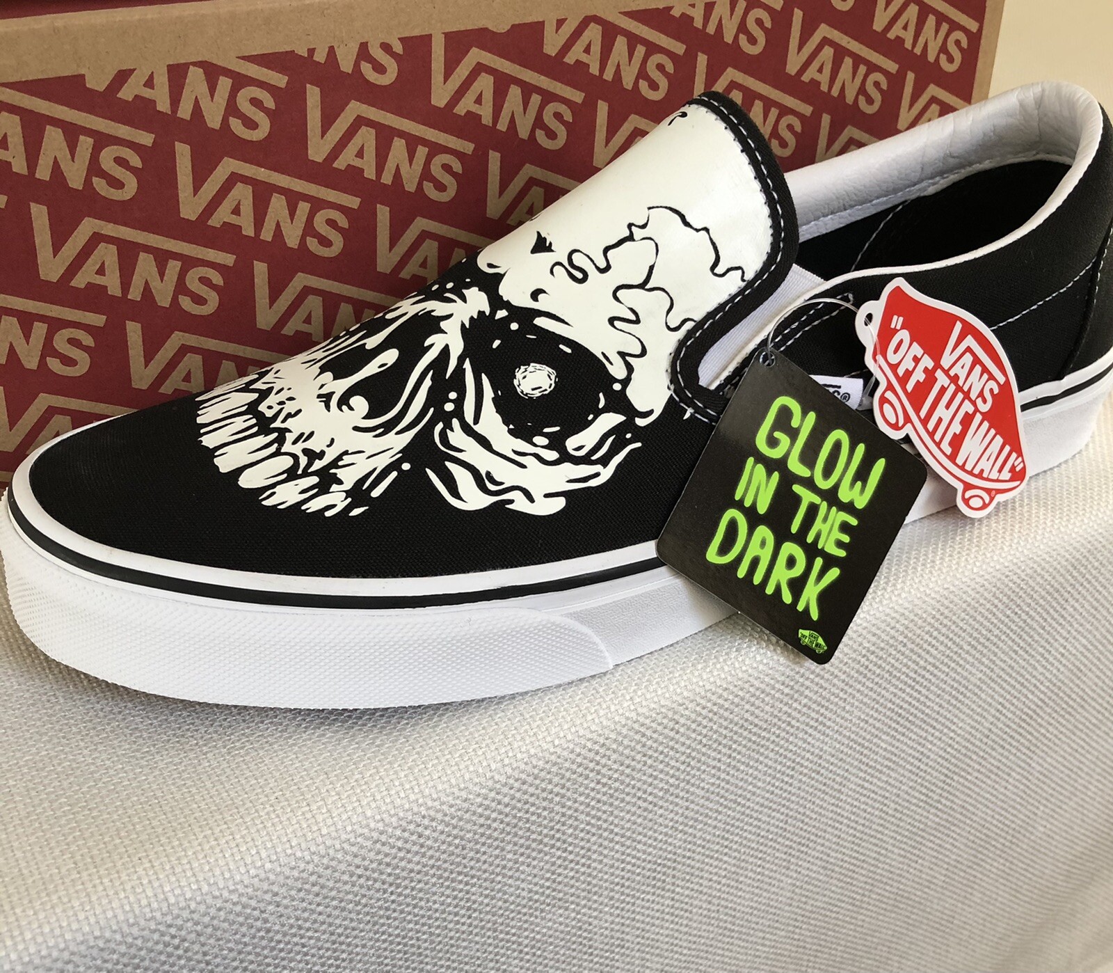 vans glow in the dark shoes