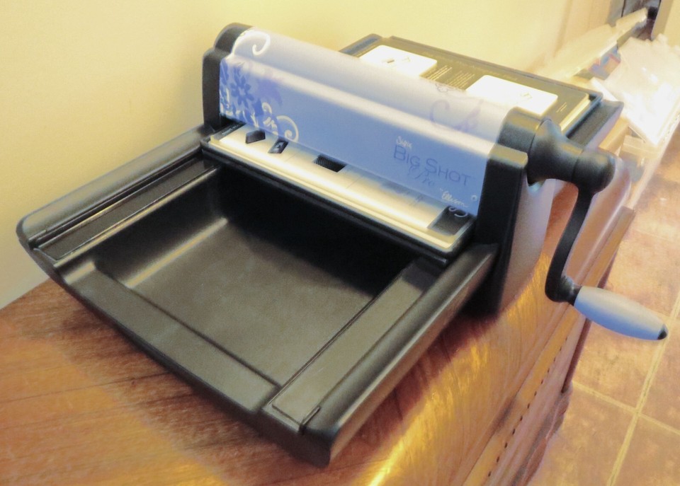 Sizzix Big Shot Pro by Ellison Die Cutting Machine Periwinkle LIghtly