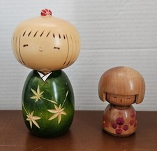 Vintage Kokeshi Japanese Wooden Dolls Lot 2 / Woody Craft / Leaves Flowers Green