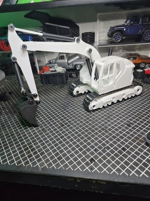 Excavator Model Kit 1-24 Scale With Rubber Tracks 