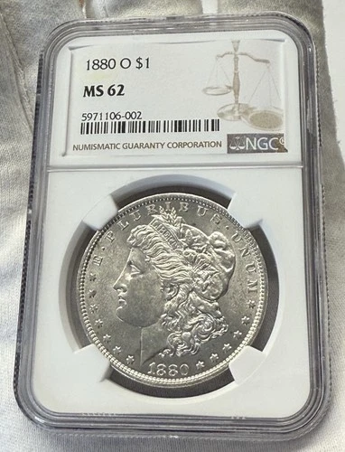 1880-O MORGAN SILVER DOLLAR NGC MS62