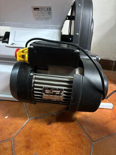 PIGIADIRASPATRICE A MOTORE CON COCLEA DMC18 GRIFO PIGIATRICE DIRASPATRICE - Foto 8 di 11