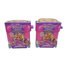 Cookeez Makery Toasty Treatz Toaster Oven Scented Plush Doll LOT of 2 NEW