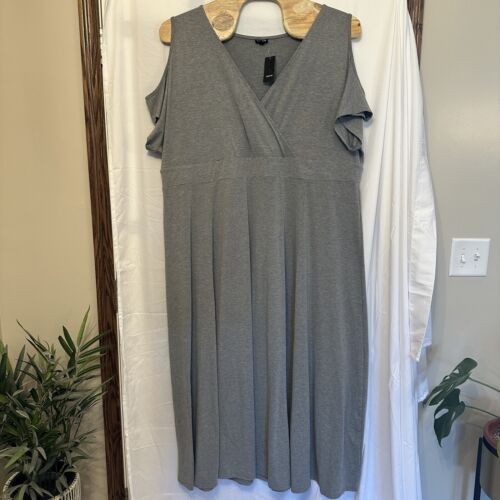 Torrid Womens Maxi Dress Size 6X Gray Short Sleeve Cold Shoulder Scoop Neck