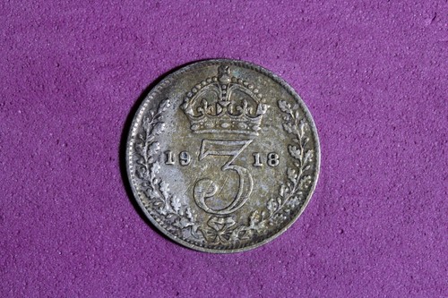 1918 Great Britain 3 Pence Silver Coin #M22147