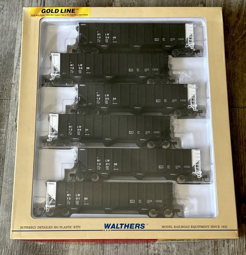 Tolva de carbón Walthers HO Gold Line paquete de 6 Bethlehem de 3 bahías Milwaukee Rd. 932-7870 | Condition: New