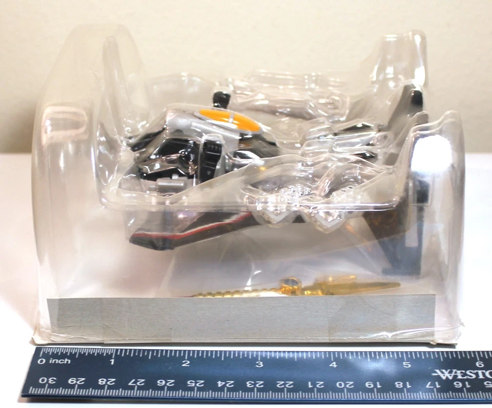 Takara Transformers Robotmasters STARSCREAM (Ltd Black Version) - Open/Complete - Image 4 of 4