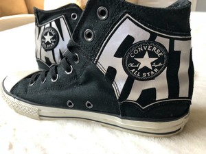 batman converse size 6
