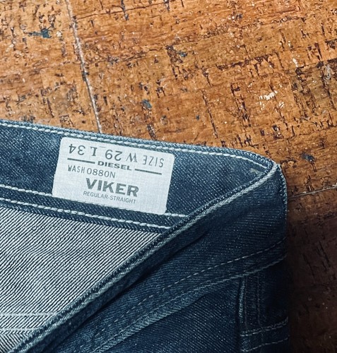 New DIESEL VIKER 880N Classic Straight Leg Dark Distressed Jeans 29/34 - Picture 5 of 7