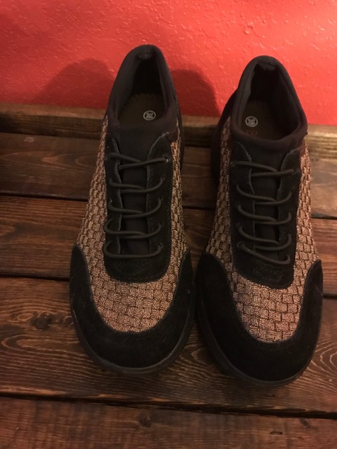 bernie mev tennis shoes