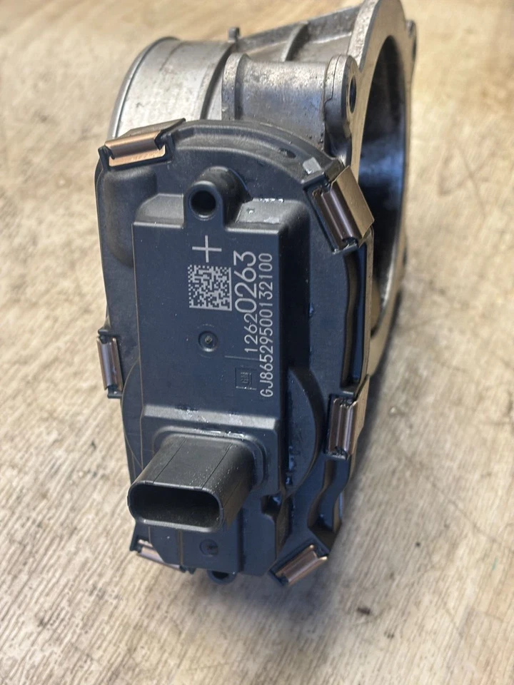 GM GMC CHEVROLET SUBURBAN OEM MOTOR ACELERADOR CUERPO MÓDULO DE VÁLVULA Foto 3 de 4