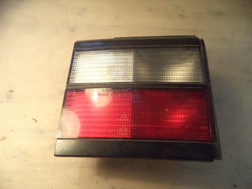 VW Passat 35i B3 Rücklicht Rückleuchte hinten links innen 333945107 8612