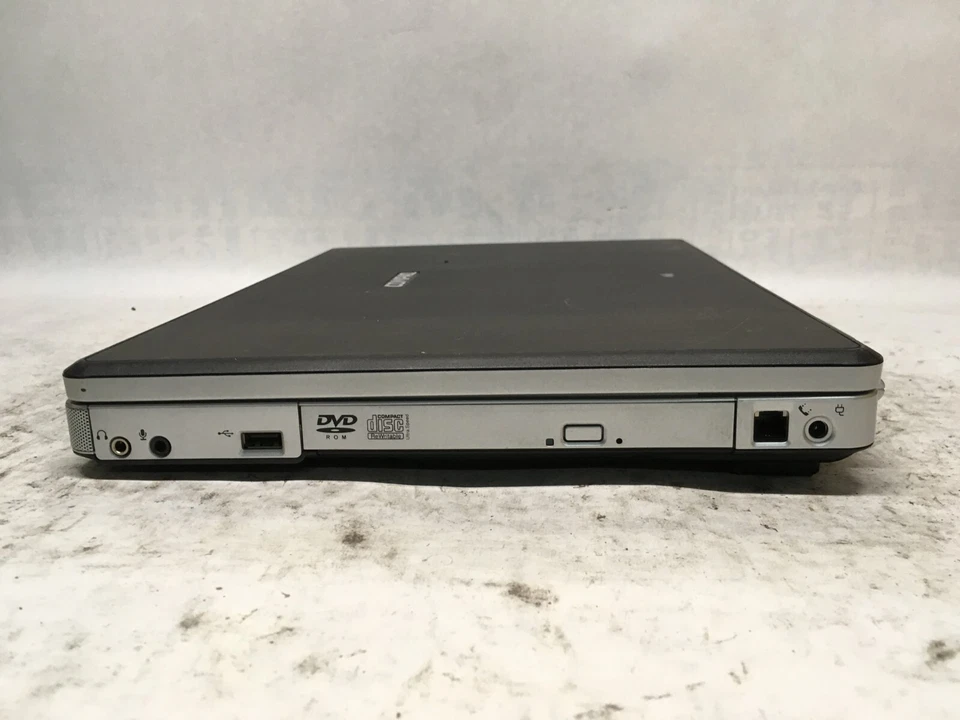 HP Presario C552US 15" [AS IS] Intel Celeron M520 @ 1.6 GHz - JZ - Image 4 of 4