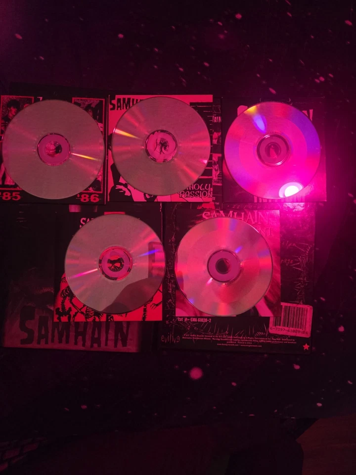SAMHAIN CD Box Set (5 CD/comic/booklet/VHS box) DANZIG MISFITS Complete — 第 3/4 张图片