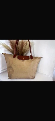 LONGCHAMP Beige Canvas Leather Tote Bag Zip Snap Logo Gold HW Brown Handles