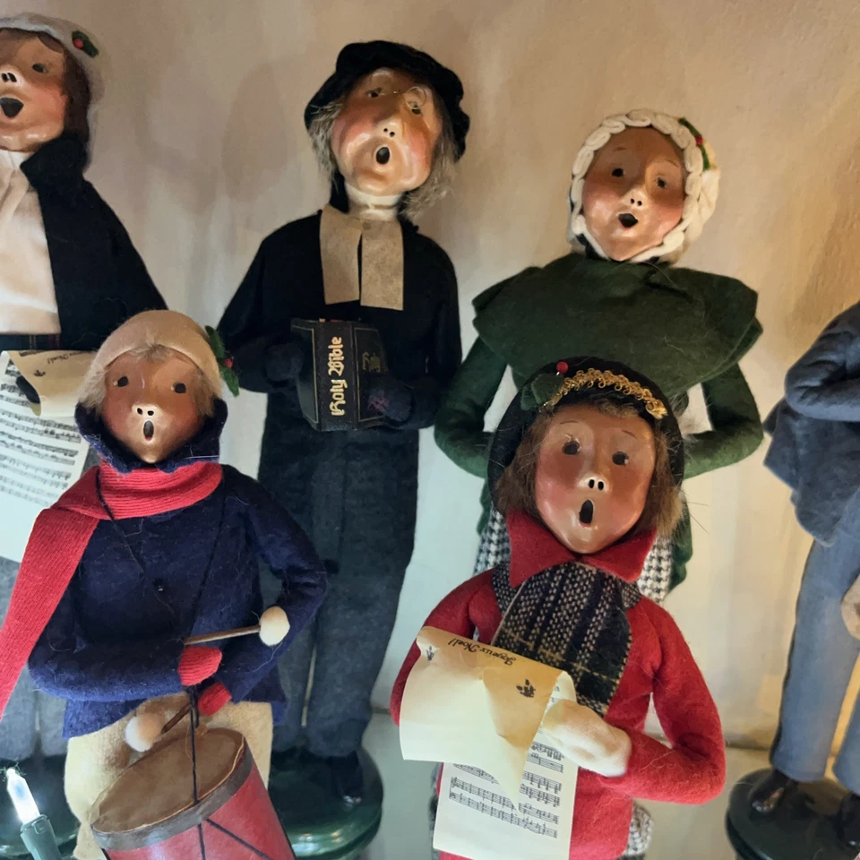 Lote de 15 figuras de villancicos de Navidad Byers Choice decoración navideña  Foto 3 de 4