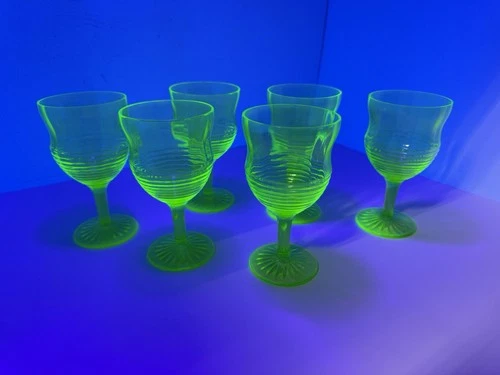 Set Of 6 Circle Green Water Goblets Uranium Depression Glass
