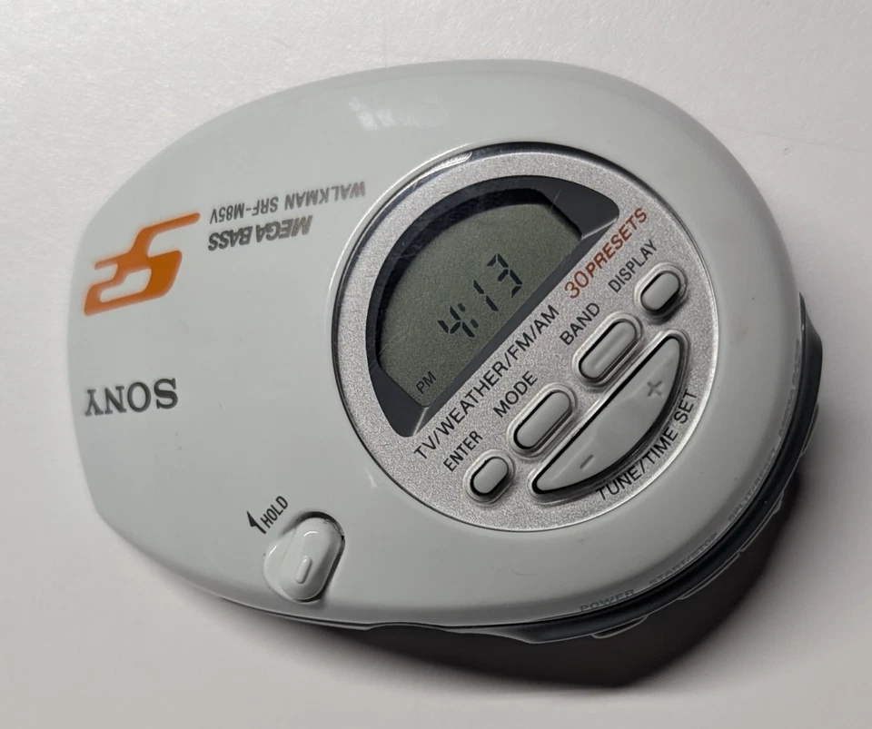 Sony S2 TV Weather FM/AM Walkman SRF-M85V Belt Clip Mega Bass Tested Working - Image 2 of 4