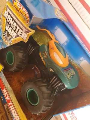 Hot Wheels Monster Jam REV TREDZ Series NINJA TURTLES openers