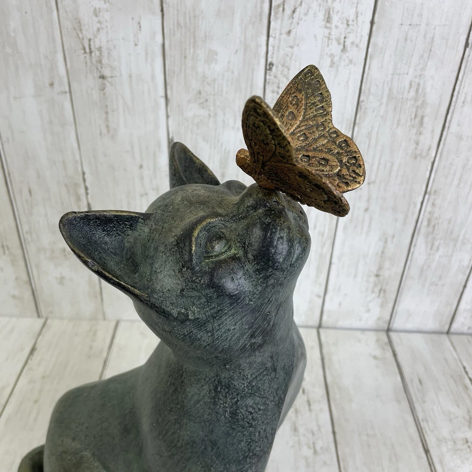 Escultura de jardín SPI de aluminio fundido Curiosity gato y mariposa usada en excelente estado Foto 2 de 4