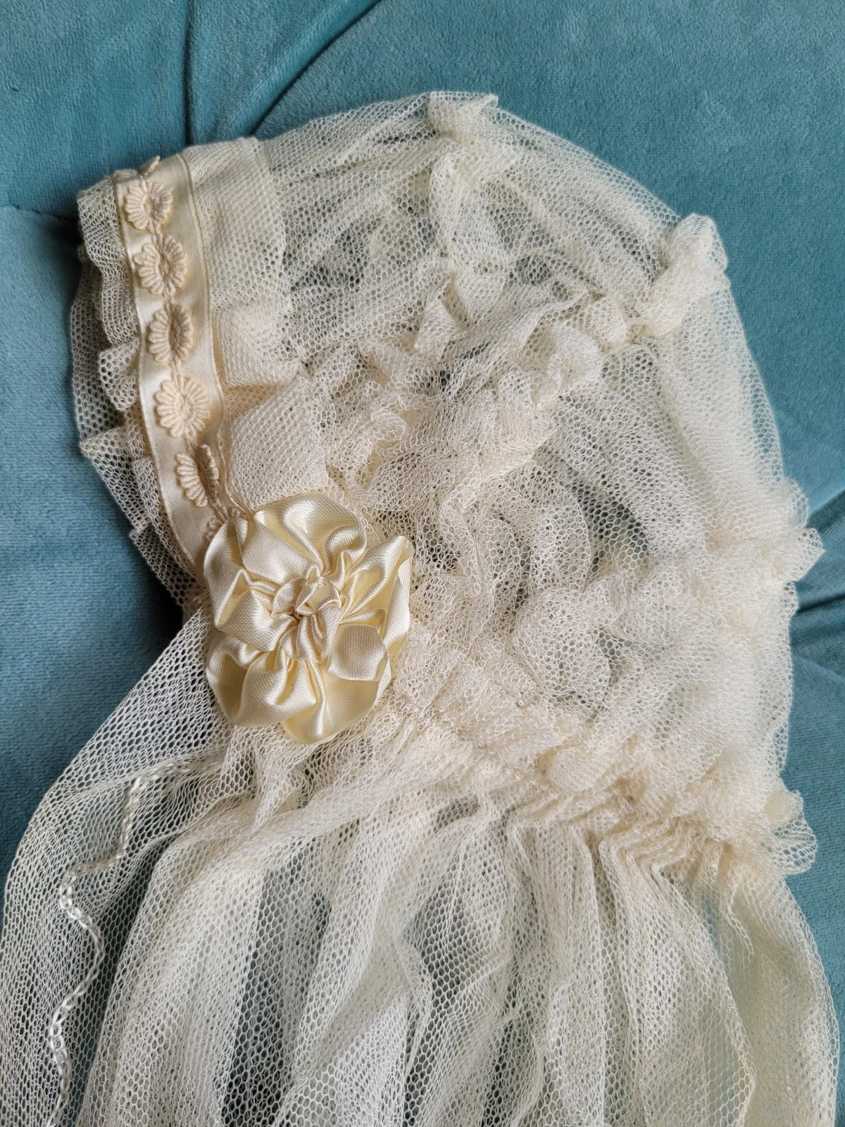 Vintage Baby Bonnet Christening Baptismal Veil Netted Lace & Ivory Ribbon
Opens in a new window or t