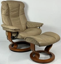 Ekornes Stressless Medium MAYFAIR "Sand" Leather Swivel Recliner Chair & Ottoman