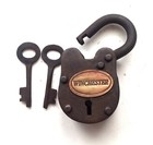 Winchester Cast Iron Working Lock With 2 Keys Rusty Antique Finish — photo 2