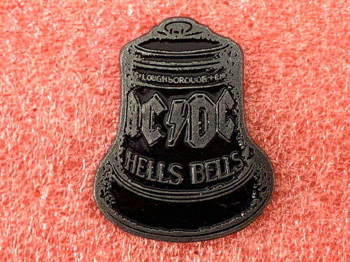 T38 Pins AC/DC LOGO HELL'S BELLS Album BACK in BLACK Musique HARD ROCK ...