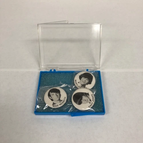 1966 The Monkees 3 Pin Set Davy Jones, Mike Nesmith, Micky Dolenz