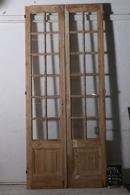 VINTAGE DOUBLE FRENCH GLASS DOOR L122