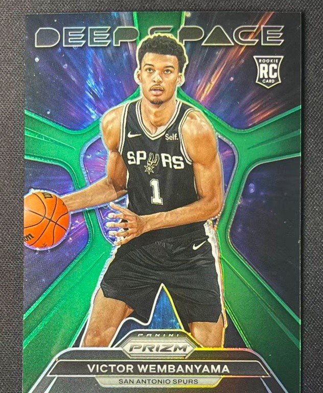 Victor Wembanyama 2023-24 Panini Prizm Deep Space Green Rookie #1