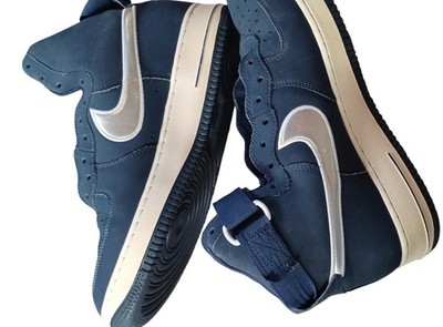 Navy y White Nike Air Force 1 US 10.5 dated 03/14/12 hightop 315121 - 405