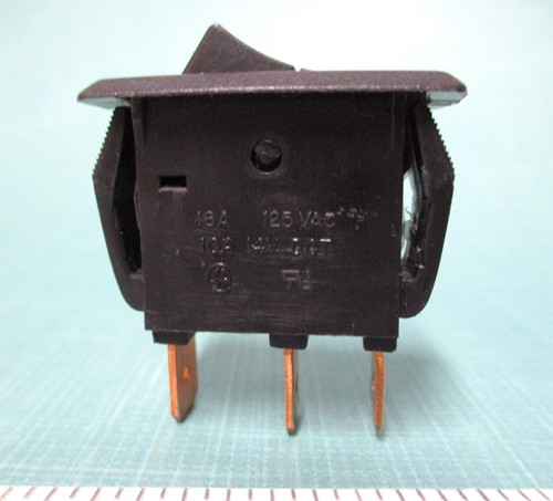 JUDCO SPDT ON-ON Panel Snap-In Black Rocker Switch 125VAC-16A 14VDC-10A JR-731-2 - Picture 4 of 4