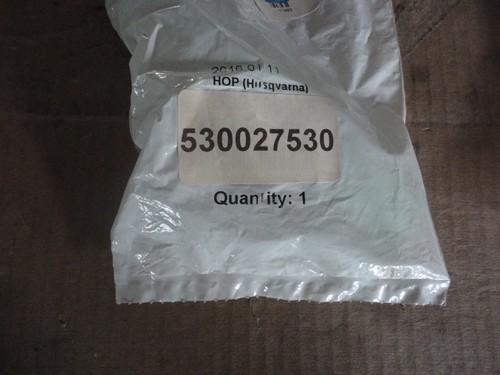 ONE NEW POULAN AIR FILTER 530027530 Factory Sealed