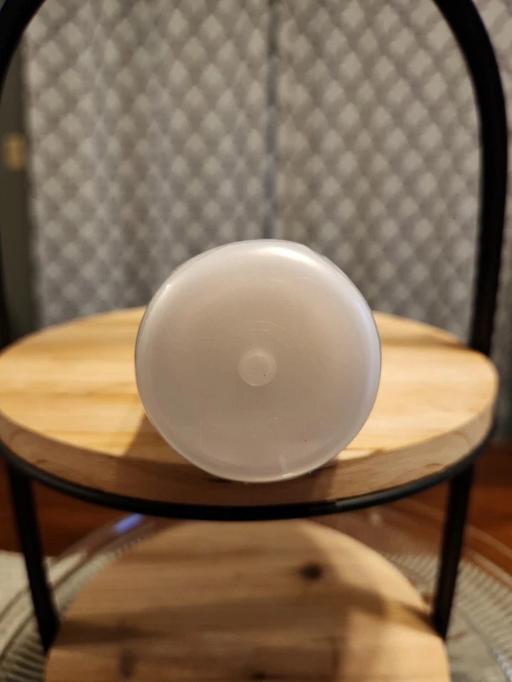 Avon Solutions Body Stretch Mark 24 6.7oz Sealed - Image 3 of 3