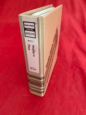 Radio Shack TRS-80 Model 4 Profile 4 plus Software und Handbuch