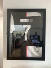 Cristiano Ronaldo Signed Juventus Jersey Beckett Certificate