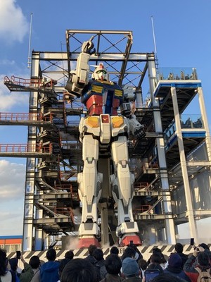 BANDAI 1/144 RX-78F00 Gundam & G-Dock Gundam Factory Yokohama
