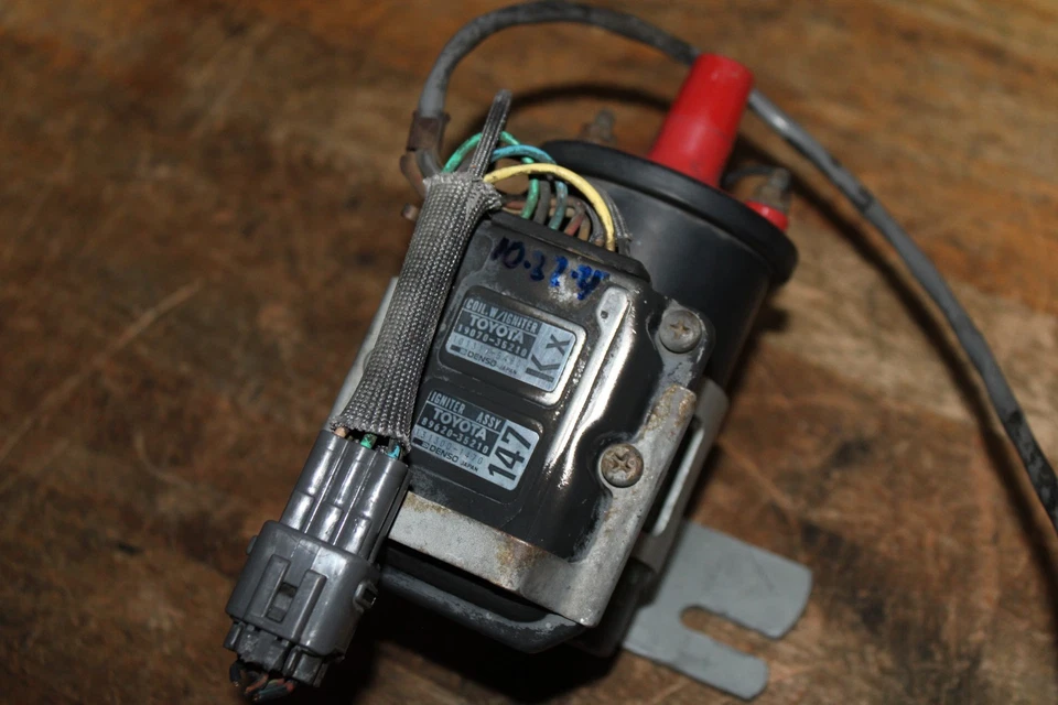 Toyota Pickup Truck 4Runner 22RE 1989-1990 encendido OEM 89620-35210 con soporte Foto 3 de 4