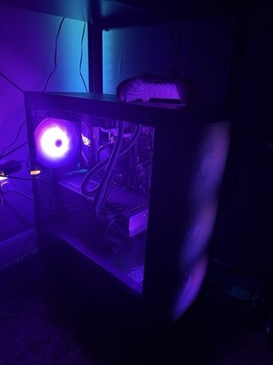 GIGABYTE Gaming PC AMD Ryzen 7 5700X 32GB RAM Radeon RX 7700 XT Windows 11
