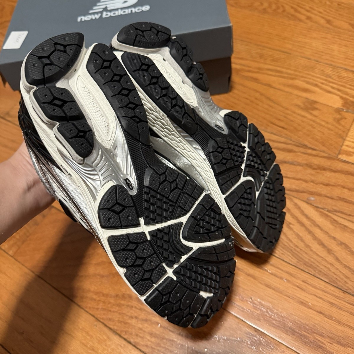 【専用】＜New Balance＞ 1906R WE/スニーカー New Balance 1906R Silver Metallic Black U1906RER M4.5/W6 ,M5.5/W7