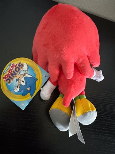 NWT Sonic The Hedgehog 9" Basic Plush – Knuckles - Picture 2 of 4